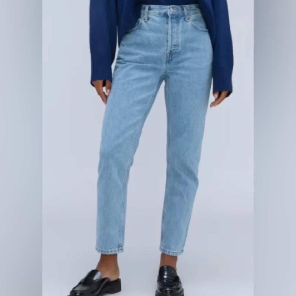 Everlane The Cheeky Jean in Vintage Sunbleached Blue, 31 Cropped